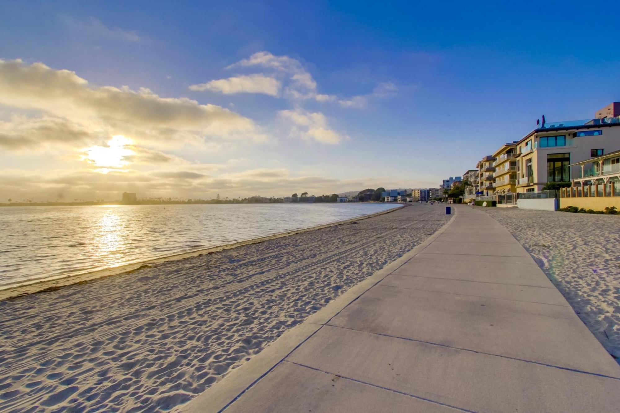 Сasa de vacaciones Mission Bay Dreams - W Bay Access, Parking, Pool & *