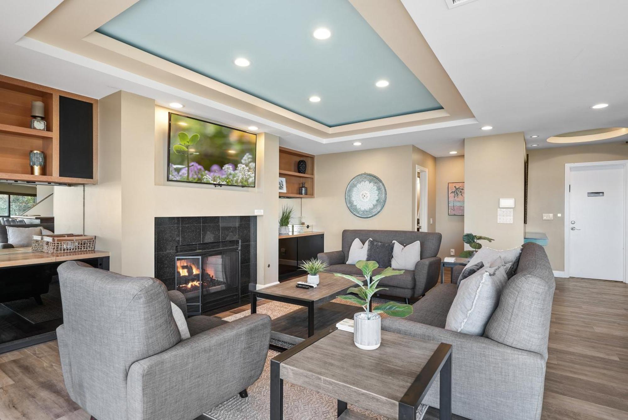 Mission Bay Dreams - W Bay Access, Parking, Pool & Holiday home