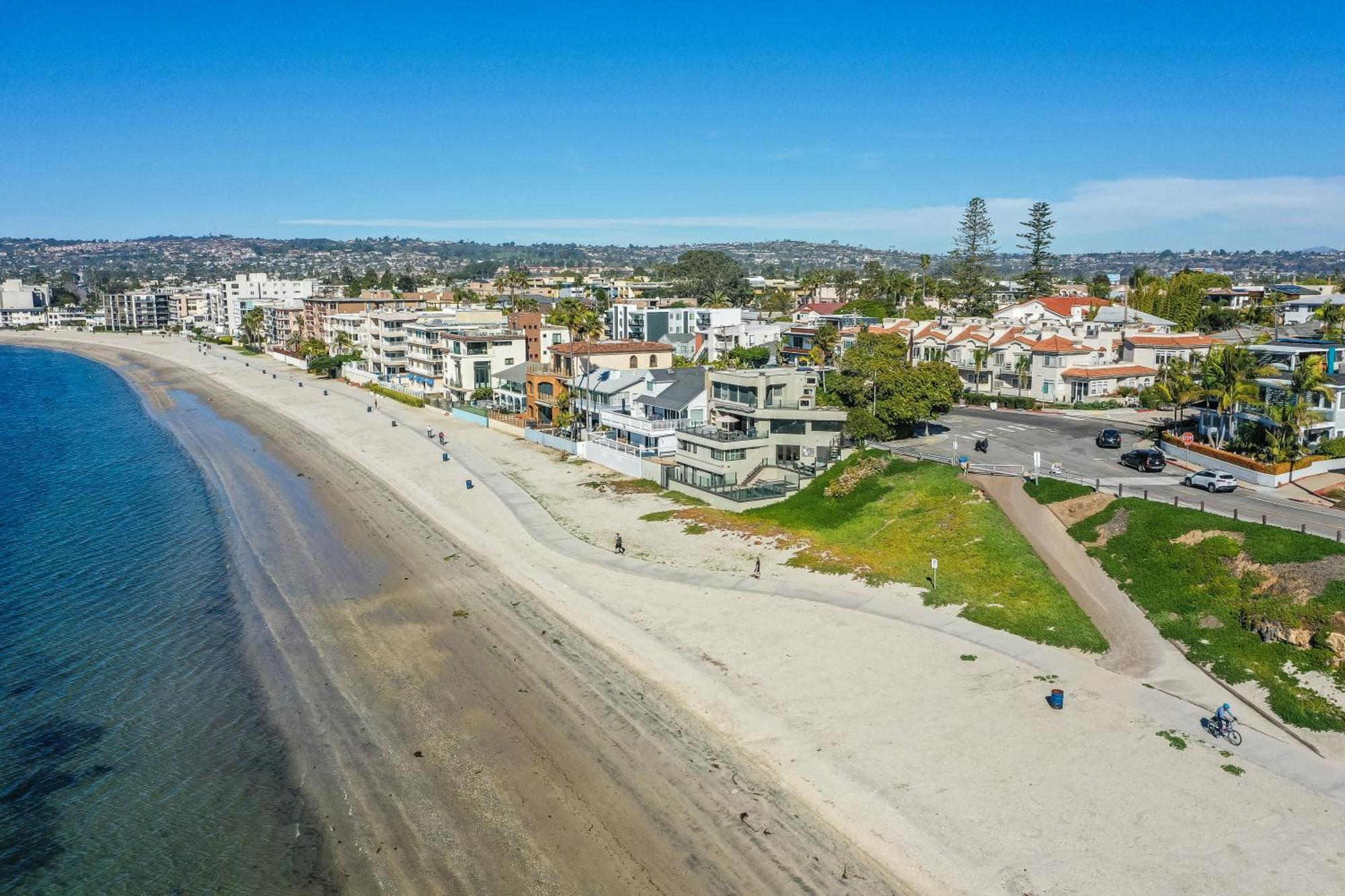 Mission Bay Dreams - W Bay Access, Parking, Pool & Holiday home San Diego